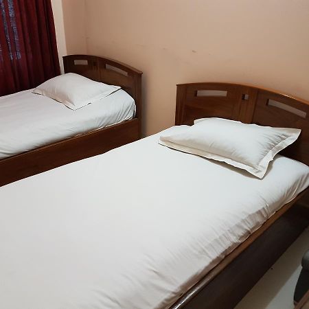 Hotel Diamond Park Dakhin Kattali ภายนอก รูปภาพ