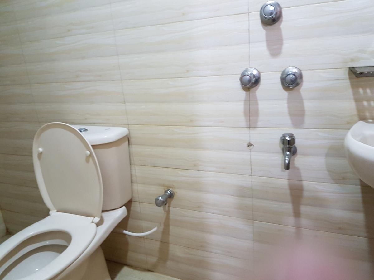 Hotel Diamond Park Dakhin Kattali ภายนอก รูปภาพ