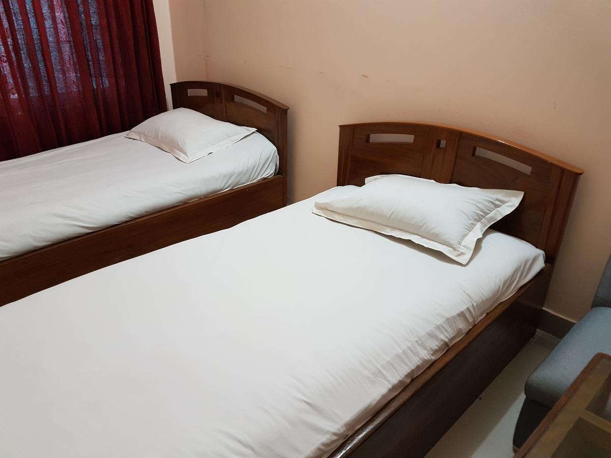 Hotel Diamond Park Dakhin Kattali ภายนอก รูปภาพ