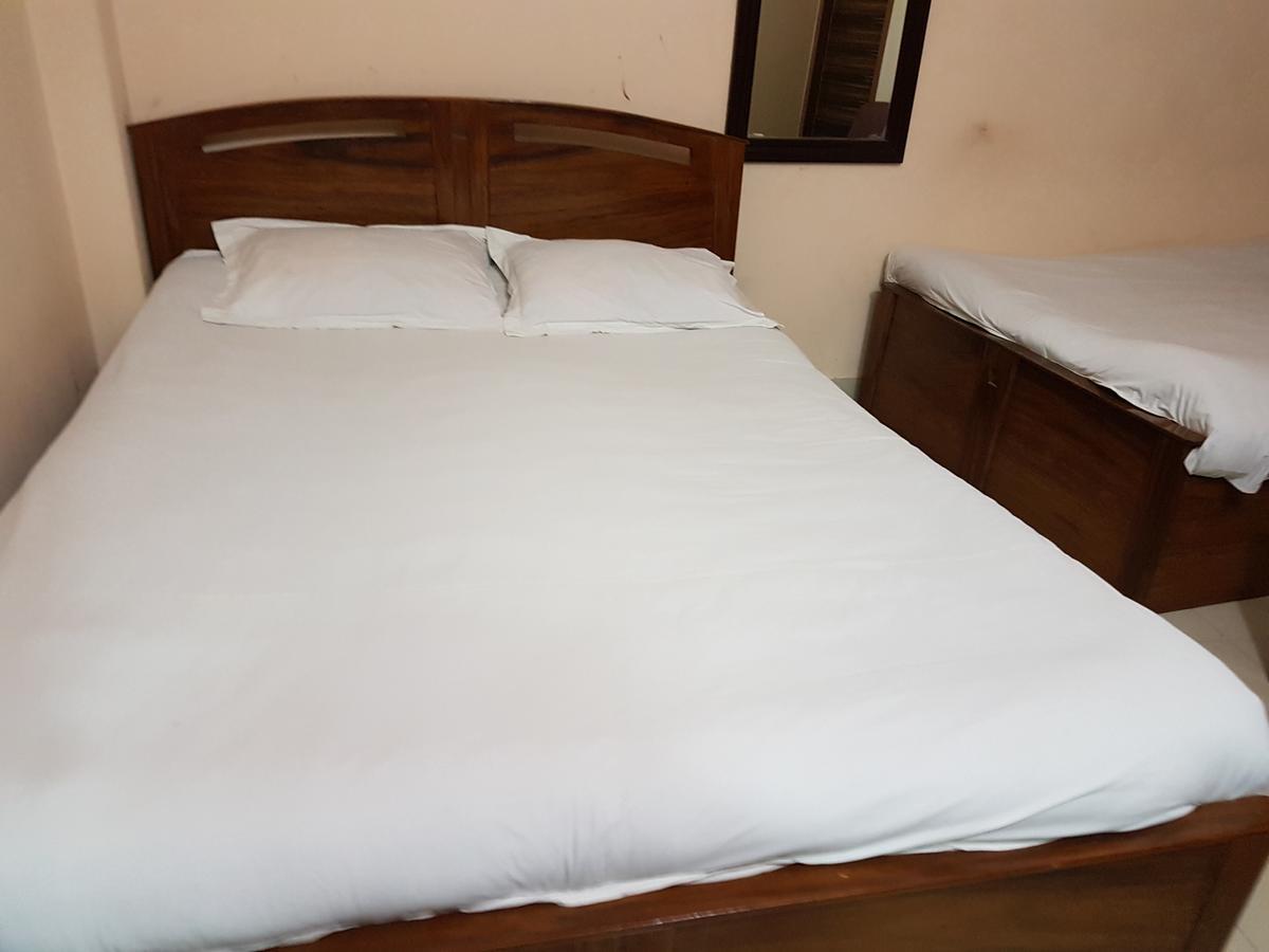 Hotel Diamond Park Dakhin Kattali ภายนอก รูปภาพ
