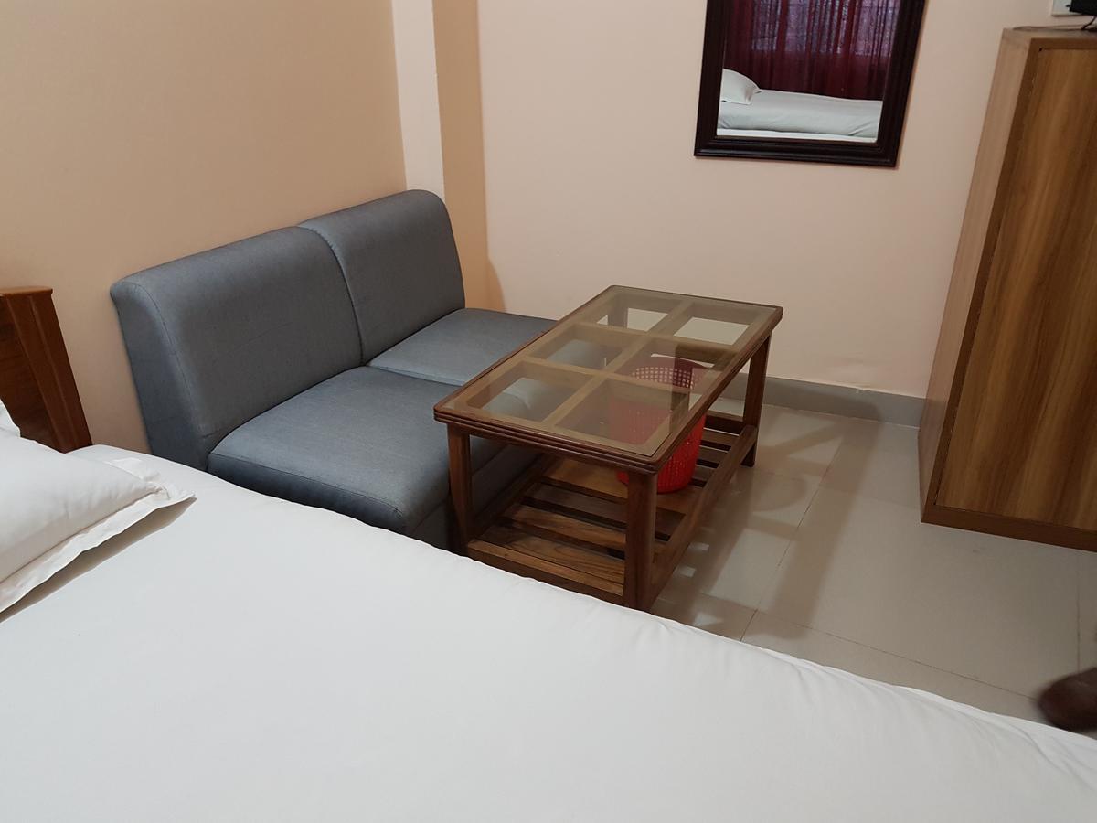Hotel Diamond Park Dakhin Kattali ภายนอก รูปภาพ