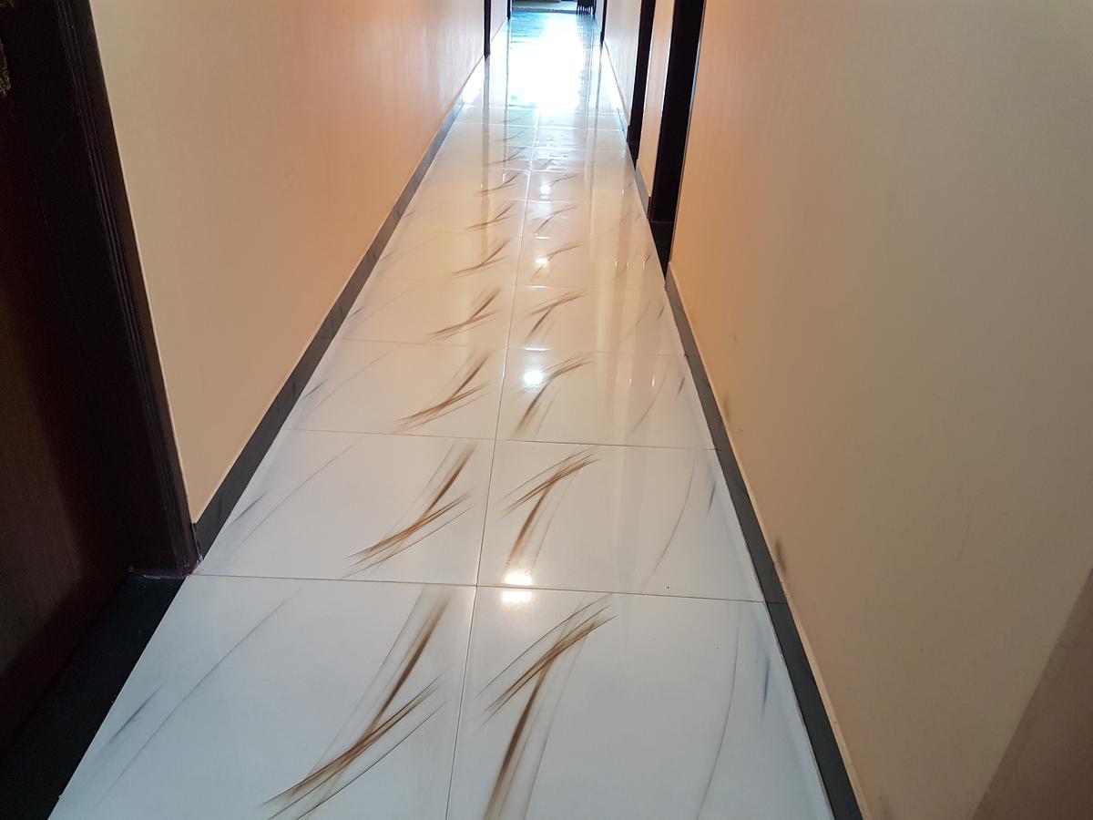Hotel Diamond Park Dakhin Kattali ภายนอก รูปภาพ